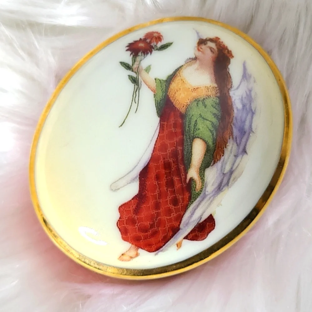 Home Interiors Victorian Christmas Box Angel Porcelain Collectible Decor Boehm - Picture 1 of 5